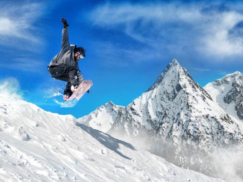 Snowboarding in Armenia